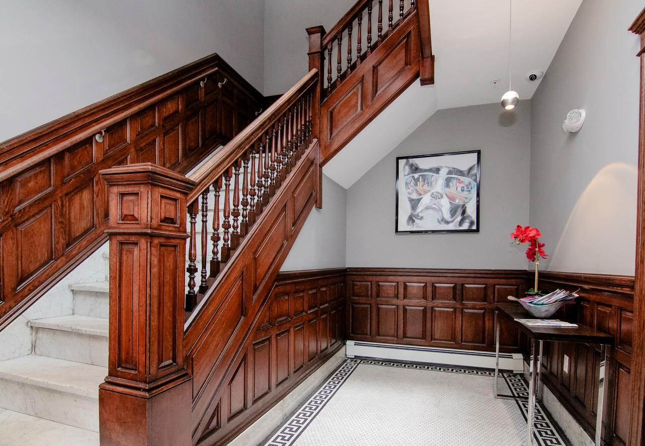 A Stylish Stay W/ A Queen Bed, Heated Floors.. #15 - thumb 16