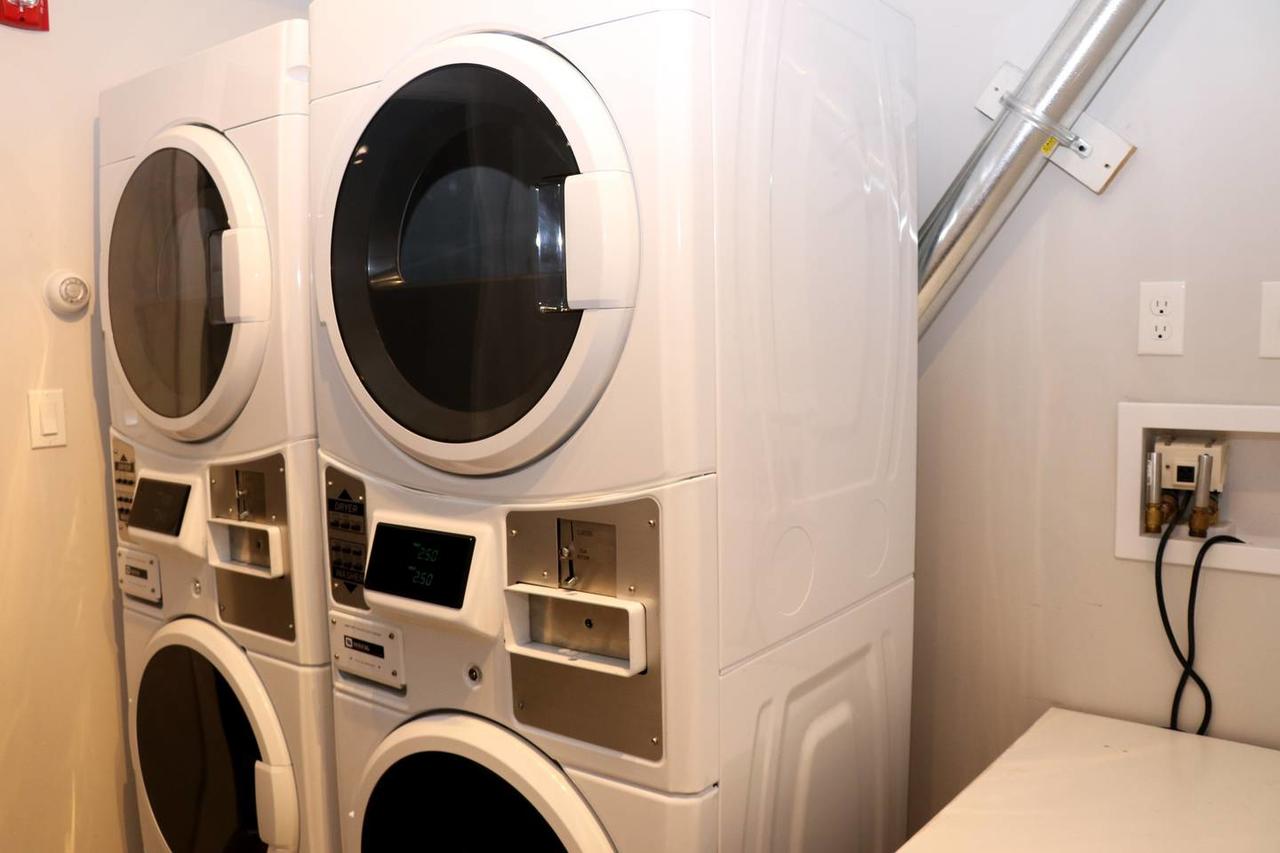 A Stylish Stay W/ A Queen Bed, Heated Floors.. #15 - thumb 18