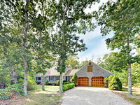 40 Epanow Rd Home Accommodation Massachusetts