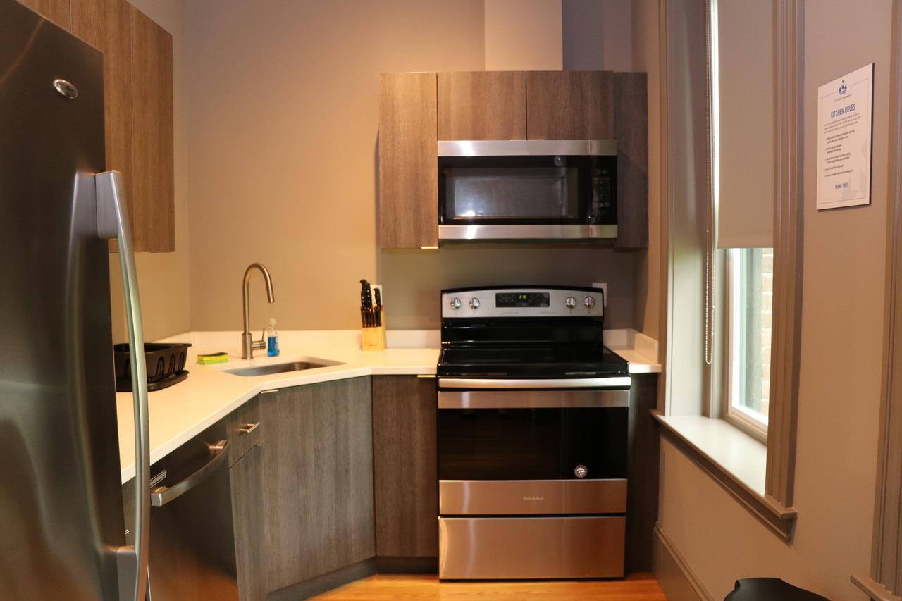A Stylish Stay W/ A Queen Bed, Heated Floors.. #33 - thumb 13