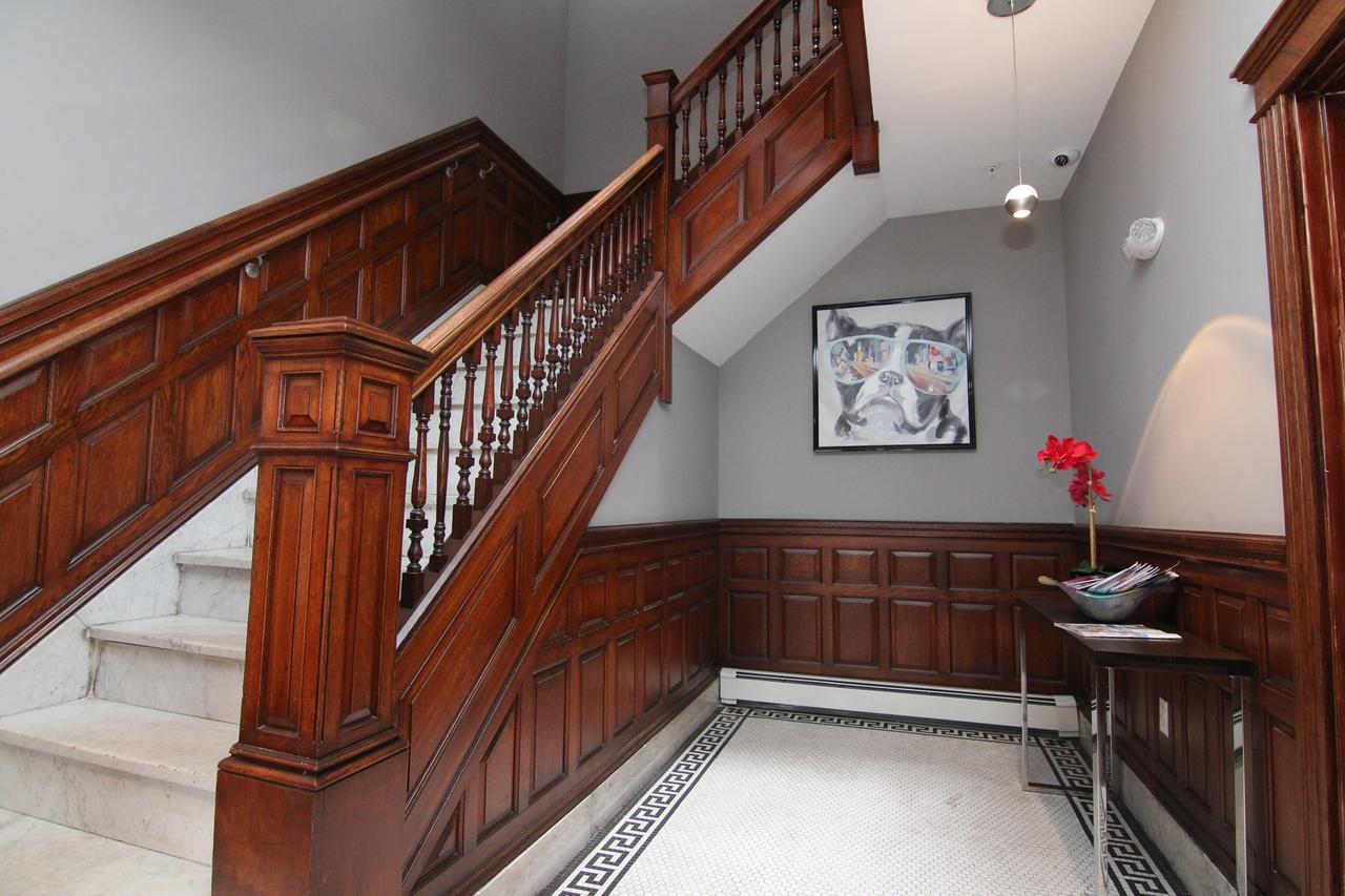 A Stylish Stay W/ A Queen Bed, Heated Floors.. #33 - thumb 11
