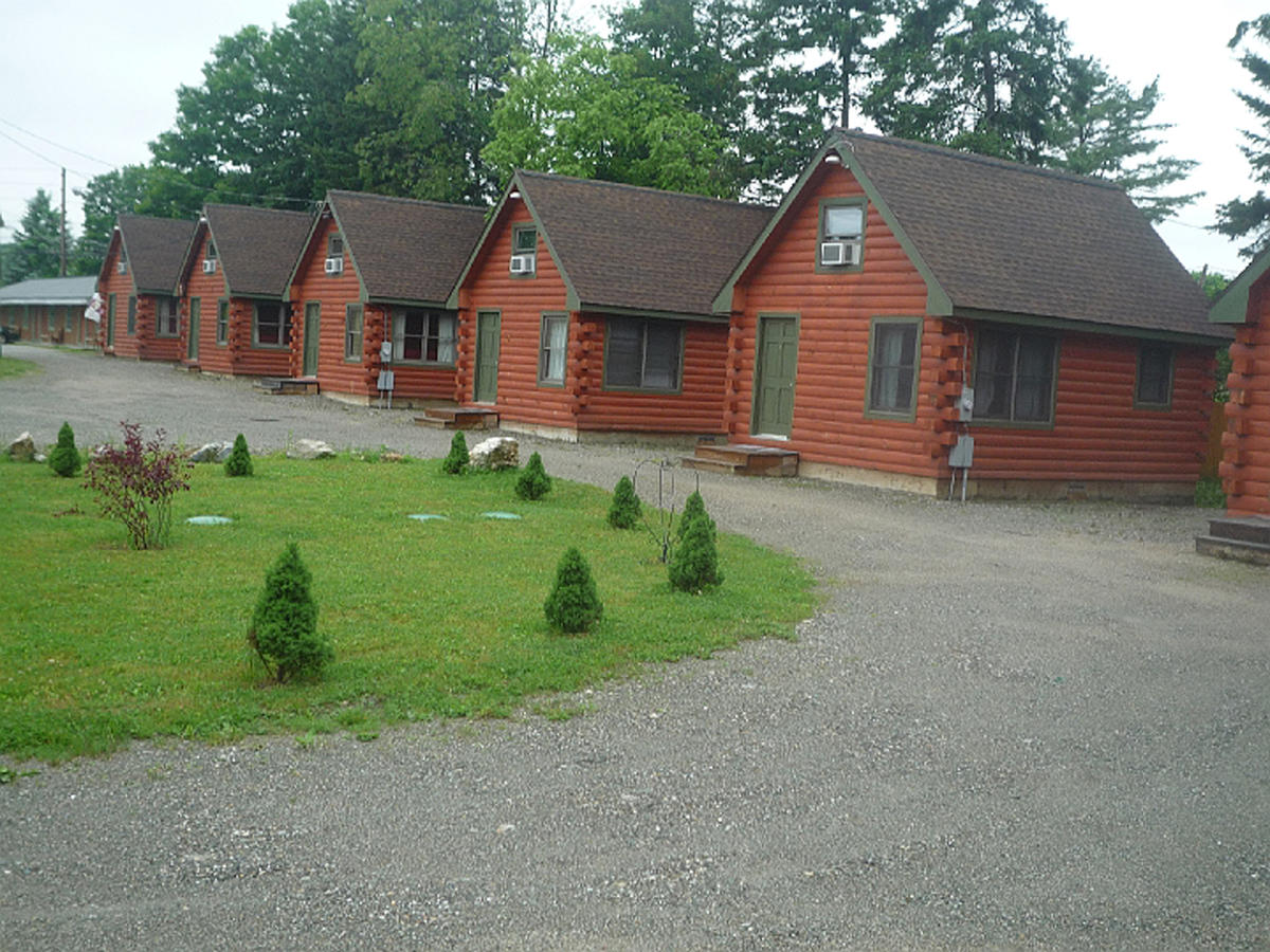 Lanesboro Country Inn - thumb 20