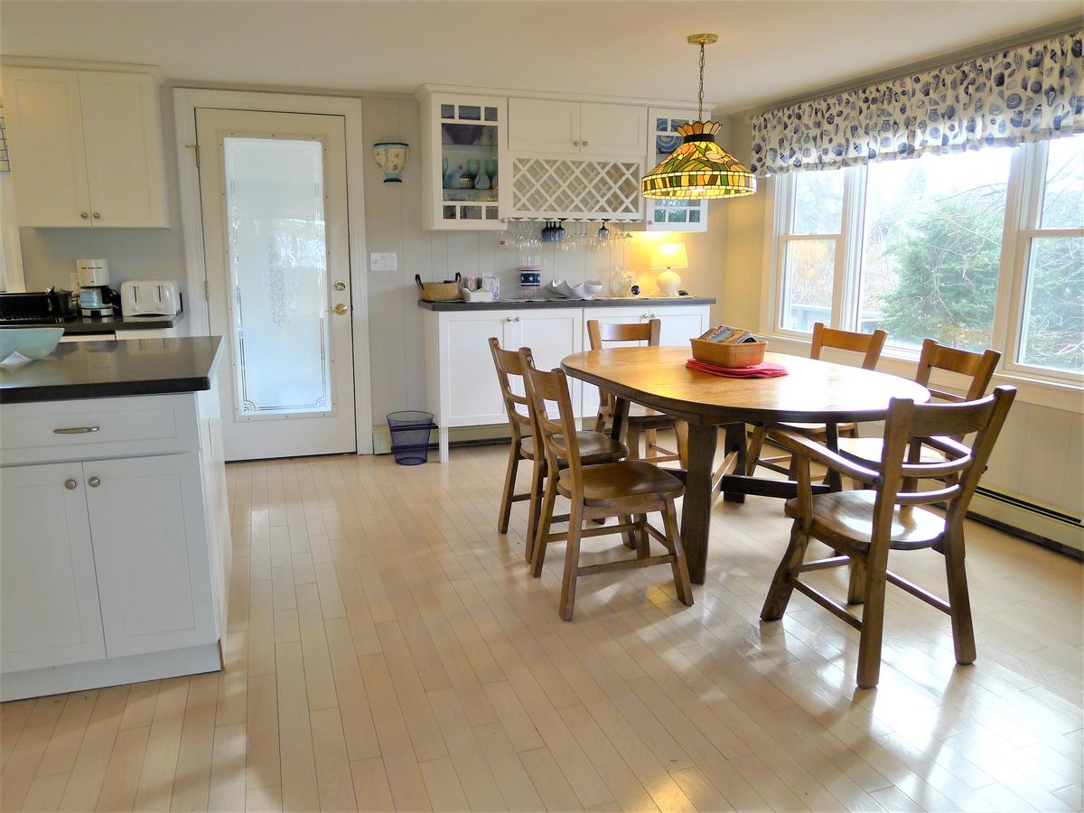 563 PLEASANT LAKE - 4 Bedroom - thumb 7