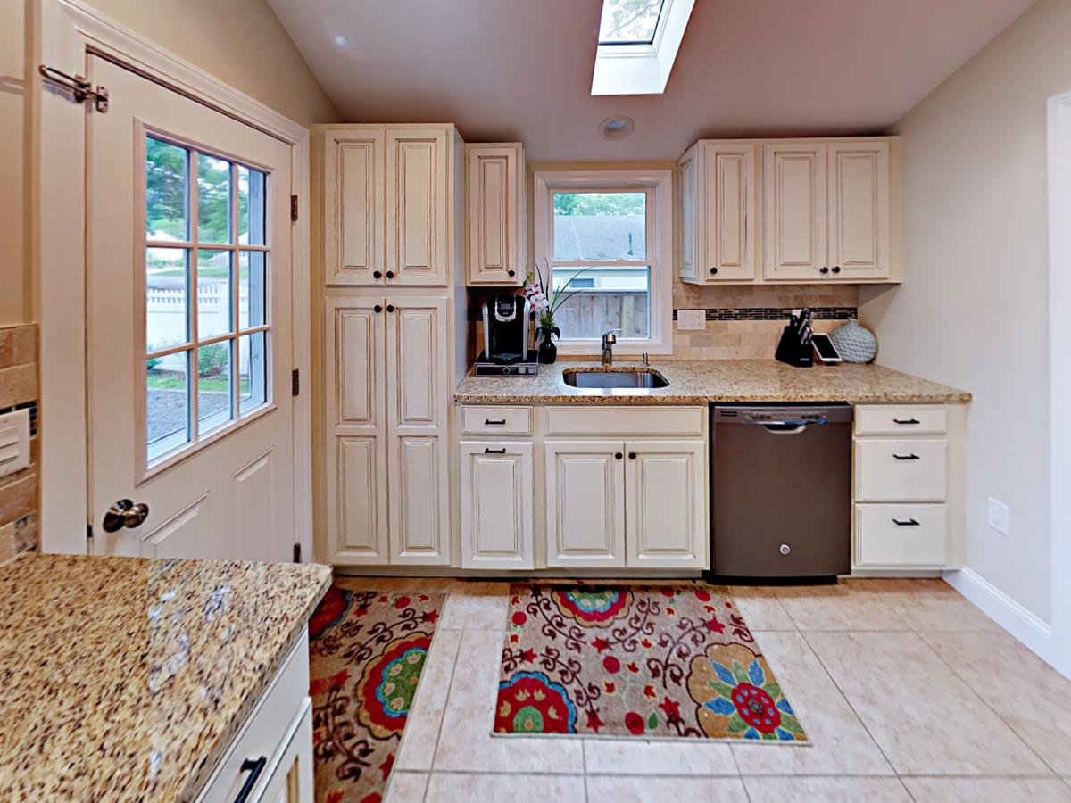 56 S Yarmouth Rd Home - thumb 11