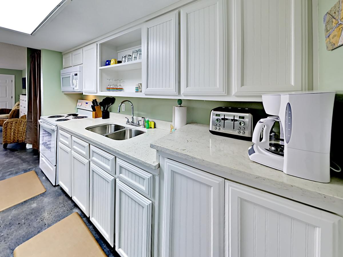 116 Sea Breeze Condo - thumb 12