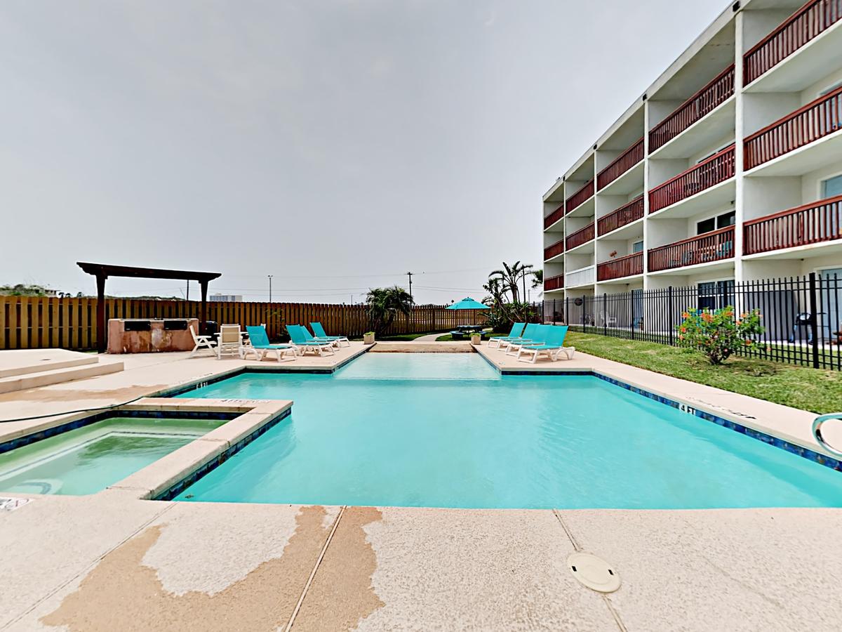 116 Sea Breeze Condo - thumb 13