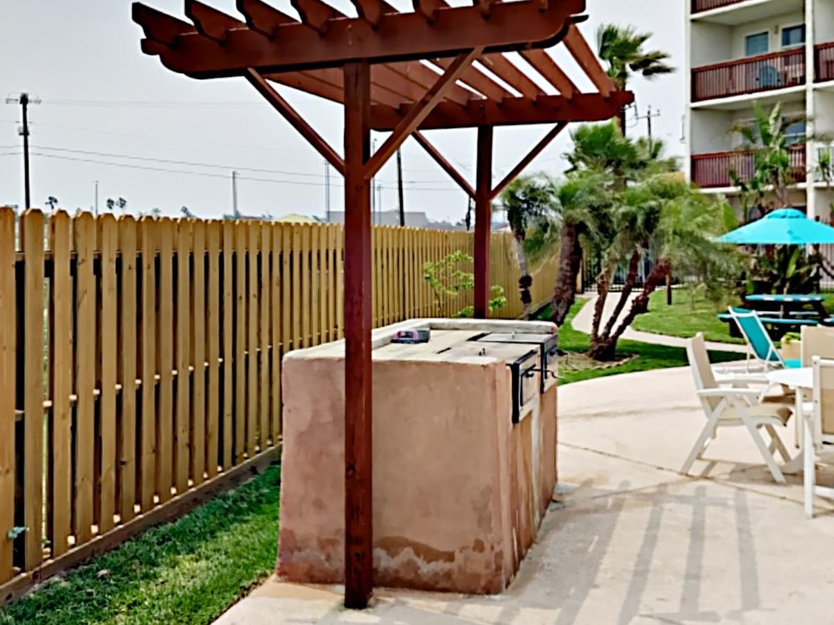 116 Sea Breeze Condo - thumb 3