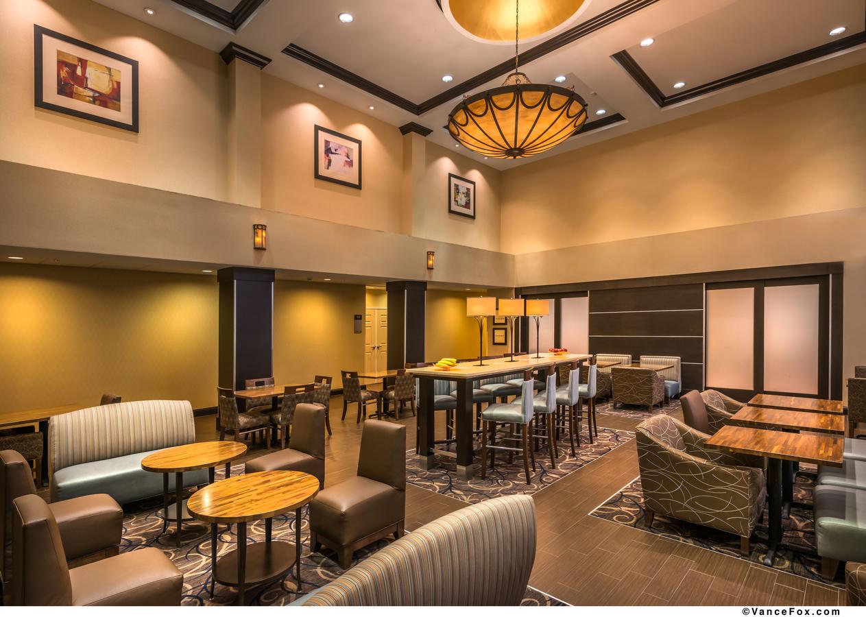 Hampton Inn & Suites Reno - thumb 2