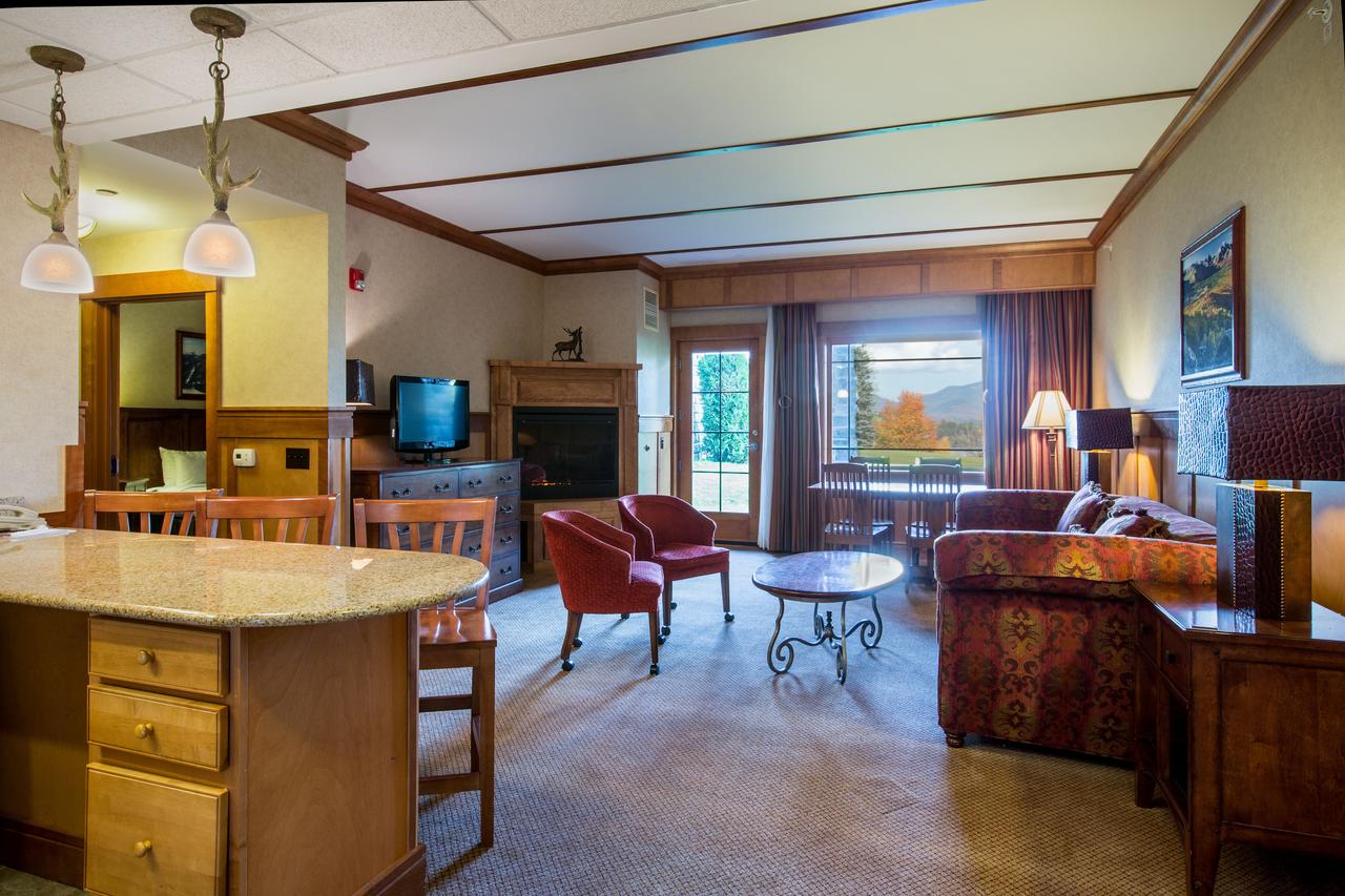 Crowne Plaza Lake Placid - thumb 12