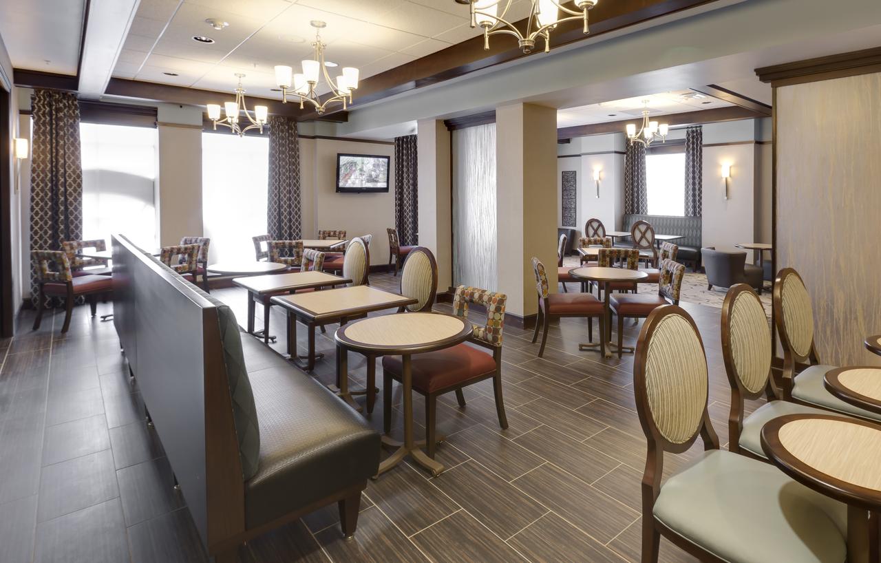 Hampton Inn & Suites Buffalo/Downtown - thumb 4