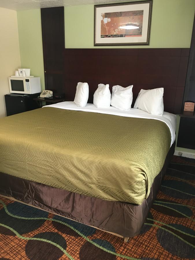 Americas Best Value Inn Jamestown - thumb 4
