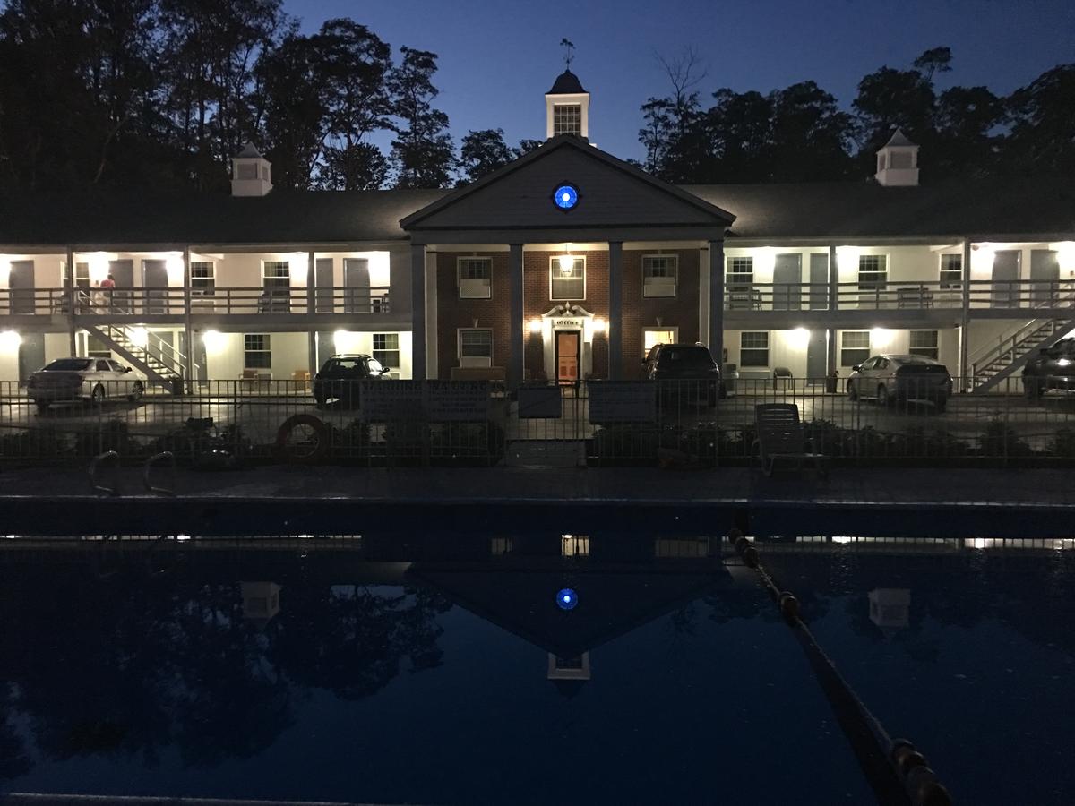 Americas Best Value Inn Jamestown - thumb 9