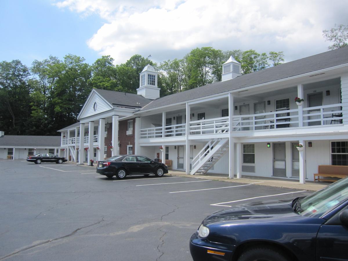 Americas Best Value Inn Jamestown - thumb 14