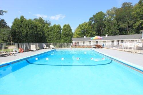 Americas Best Value Inn Jamestown - thumb 11