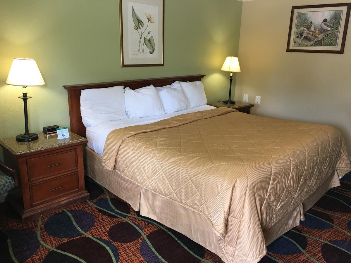 Americas Best Value Inn Jamestown - thumb 19