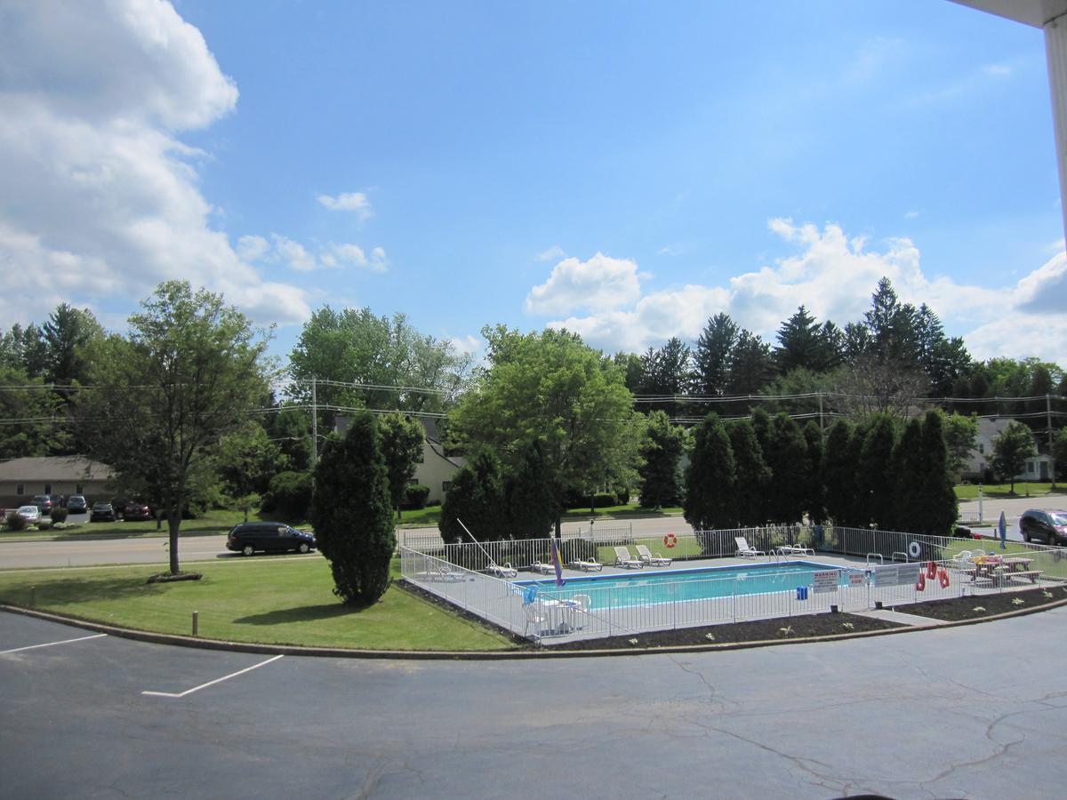 Americas Best Value Inn Jamestown - thumb 10