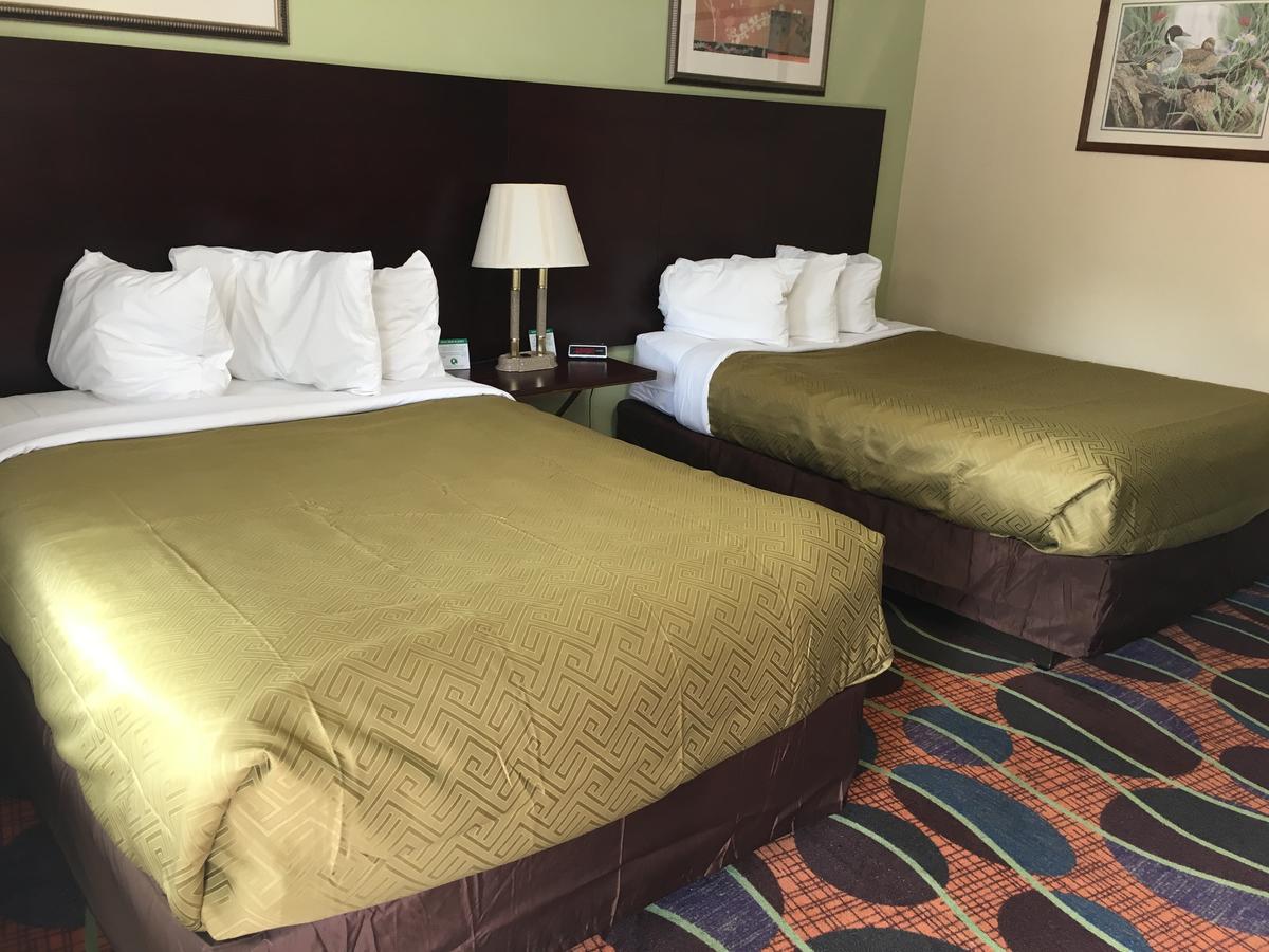 Americas Best Value Inn Jamestown - thumb 3
