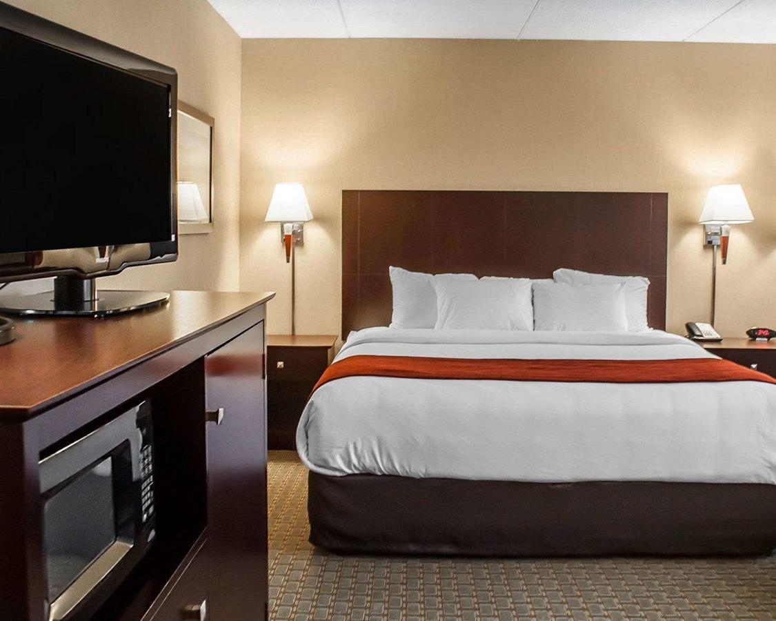 Comfort Inn & Suites Watertown - thumb 24