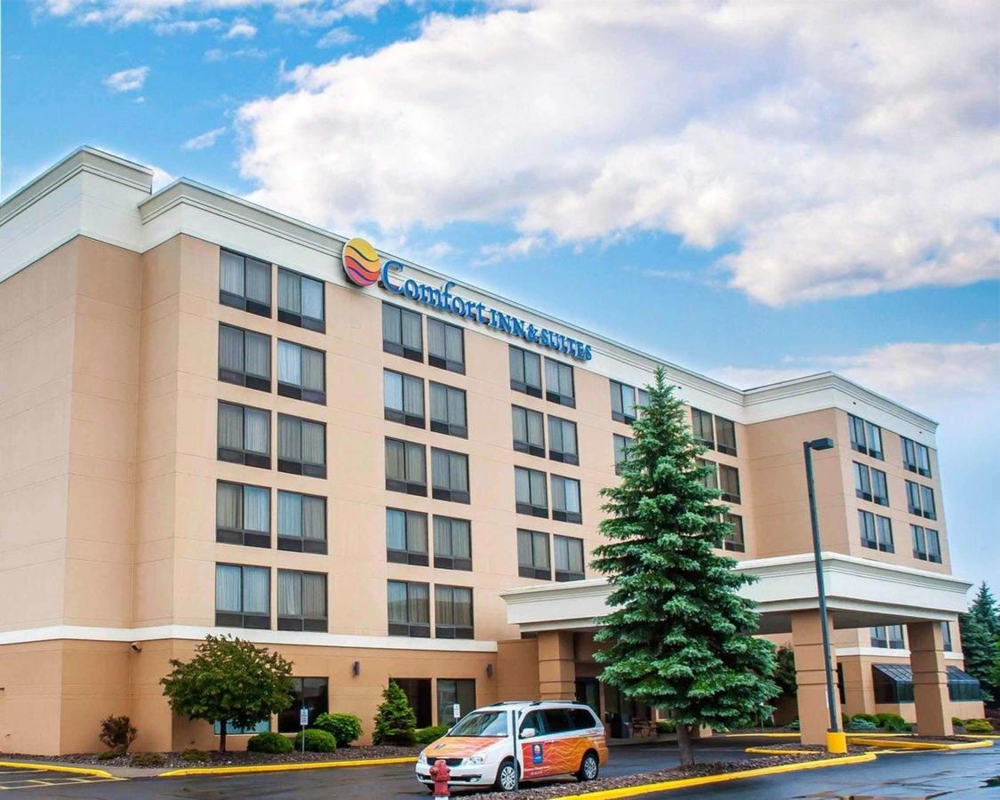 Comfort Inn & Suites Watertown - thumb 25