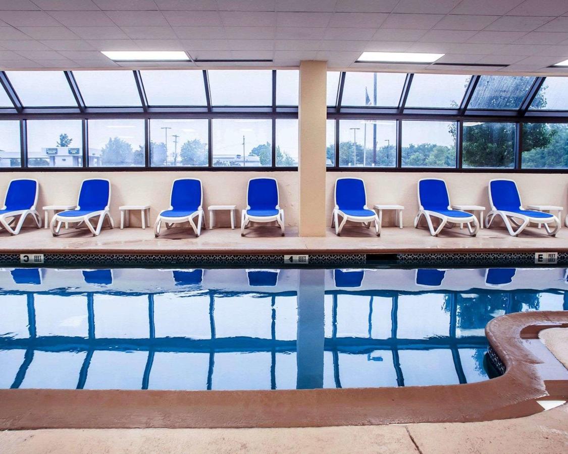 Comfort Inn & Suites Watertown - thumb 18