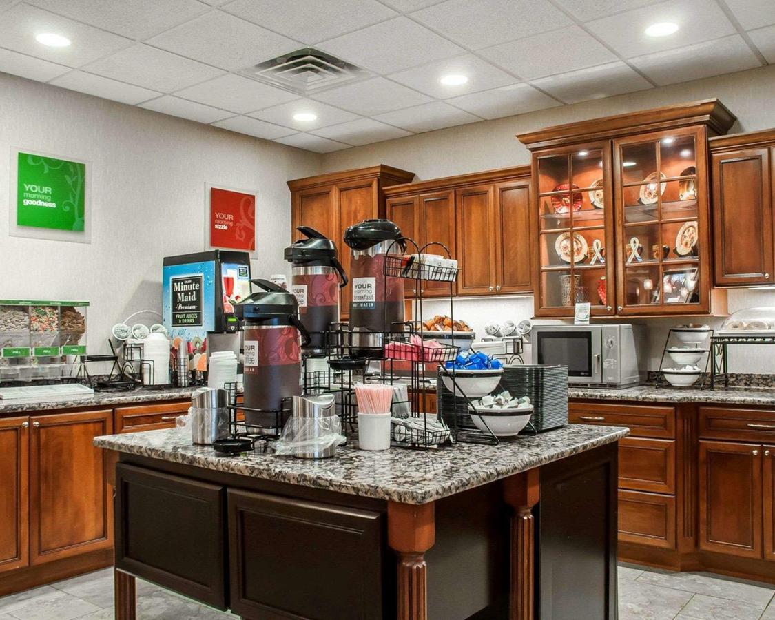 Comfort Inn & Suites Watertown - thumb 9