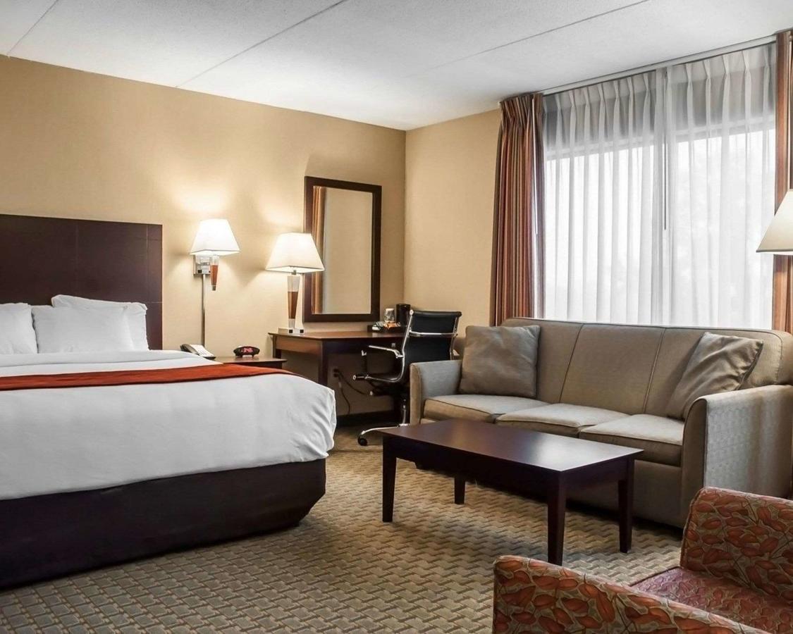 Comfort Inn & Suites Watertown - thumb 32
