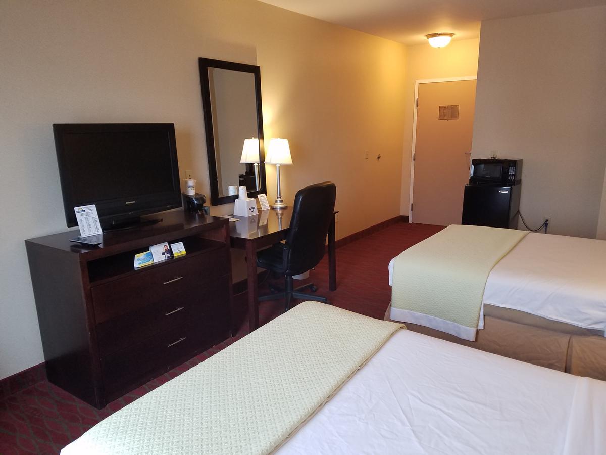 Days Inn By Wyndham Poughkeepsie - thumb 36