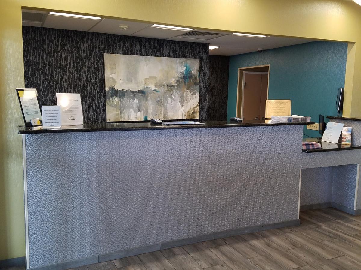 Days Inn By Wyndham Poughkeepsie - thumb 4