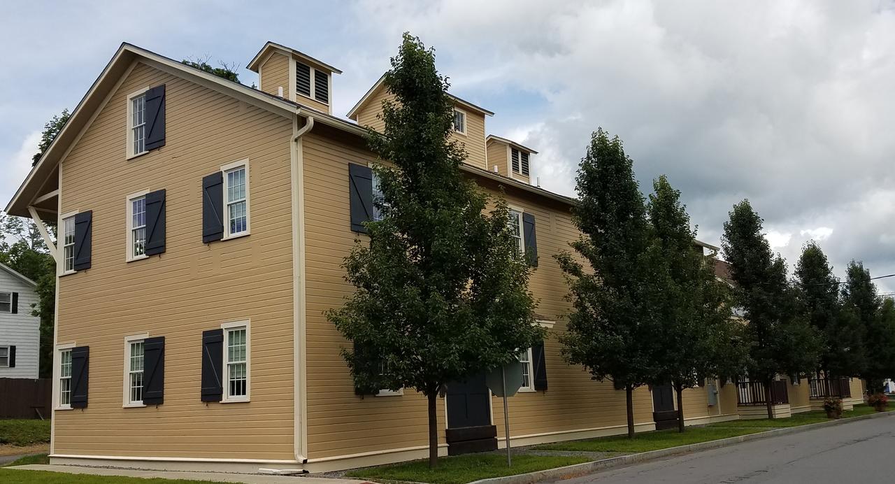 The Railroad Inn - thumb 14