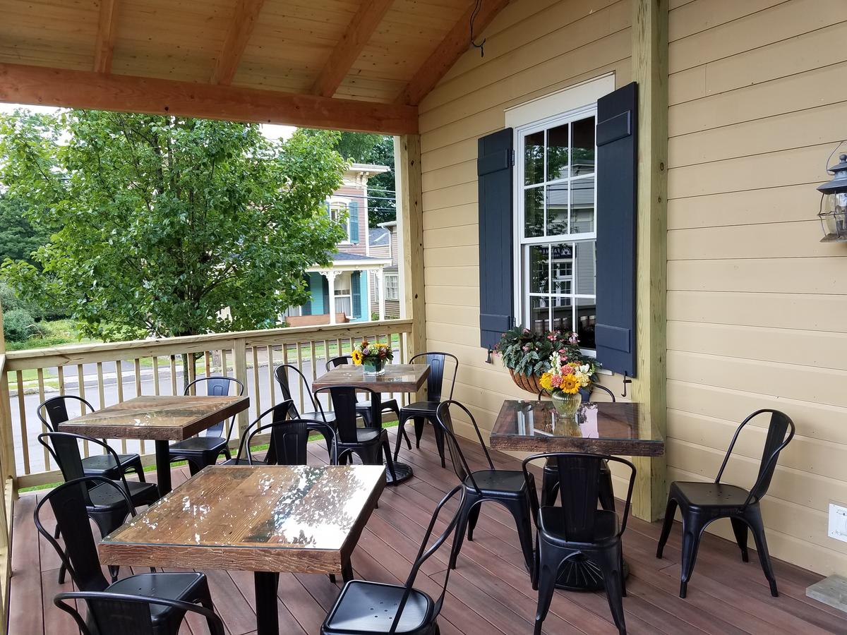The Railroad Inn - thumb 11