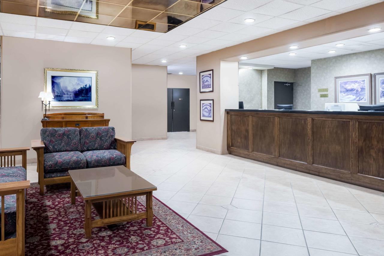 Ramada By Wyndham Watertown - thumb 23