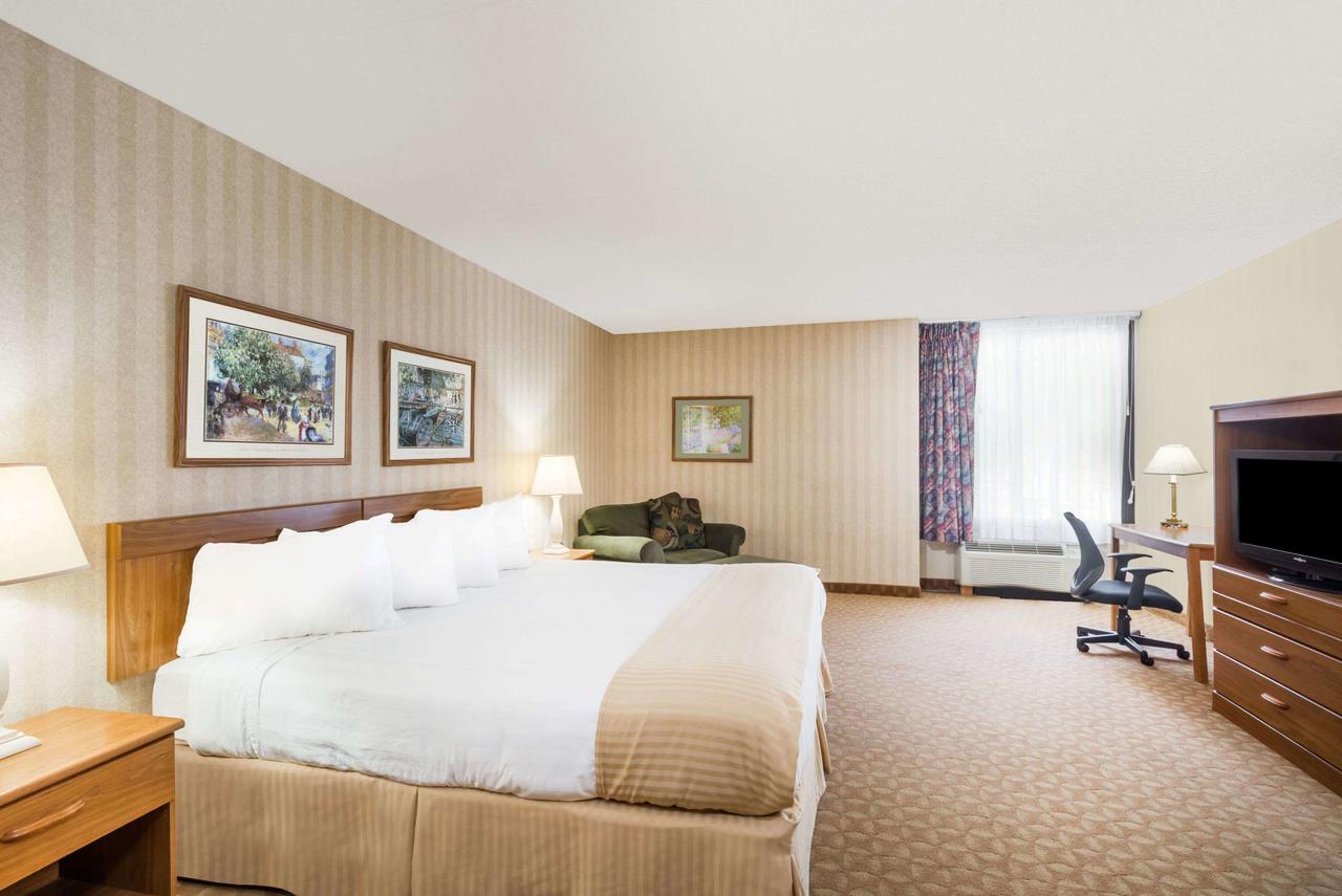 Ramada By Wyndham Watertown - thumb 33