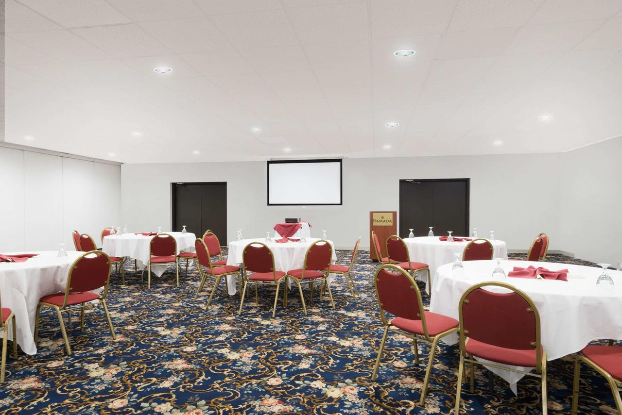 Ramada By Wyndham Watertown - thumb 31