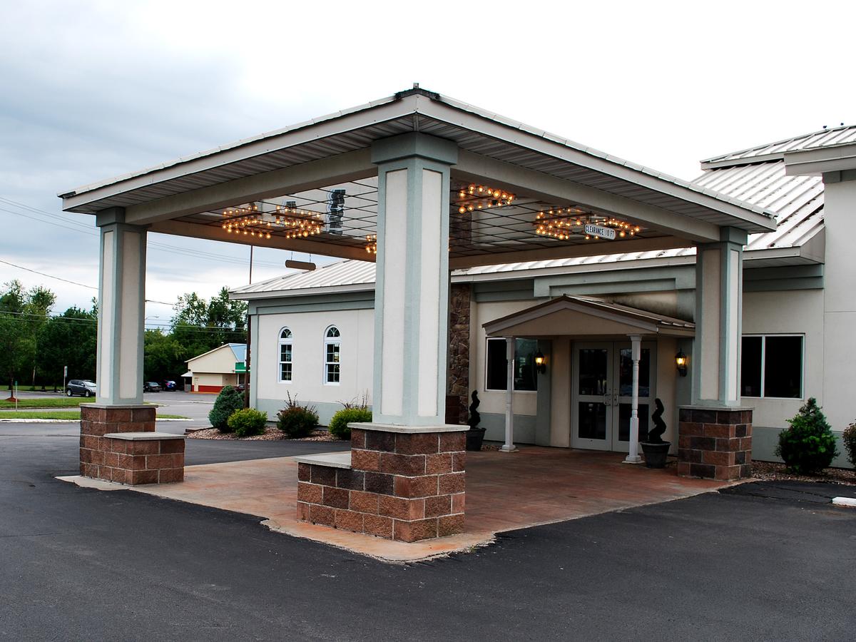 Travelodge By Wyndham Watertown - thumb 1