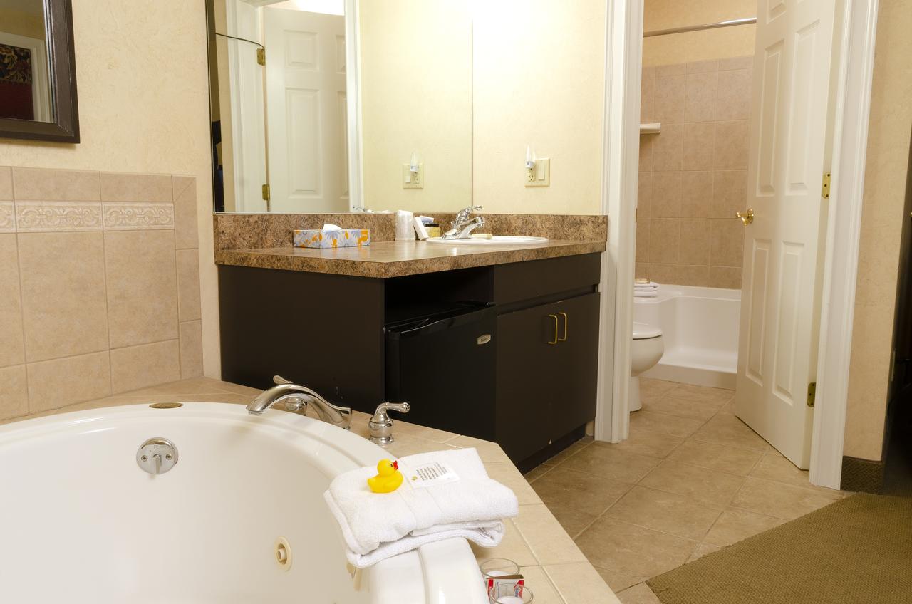 Skaneateles Suites Boutique Hotel - thumb 40