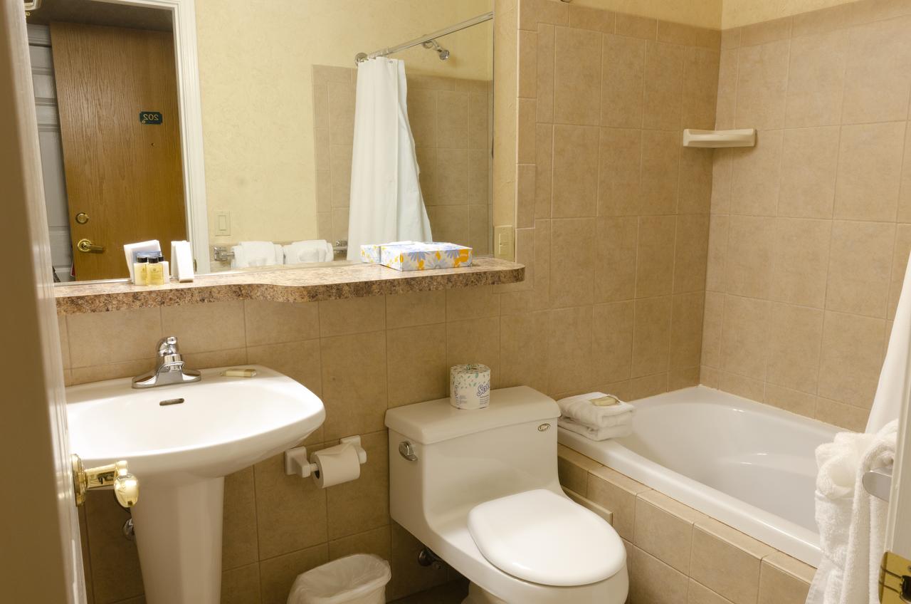 Skaneateles Suites Boutique Hotel - thumb 2