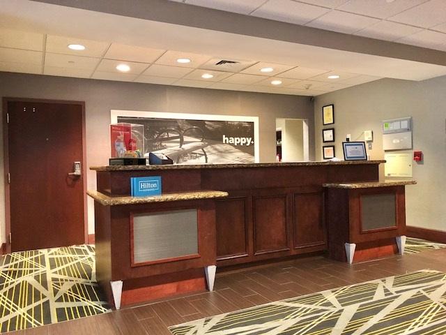 Hampton Inn & Suites Poughkeepsie - thumb 2