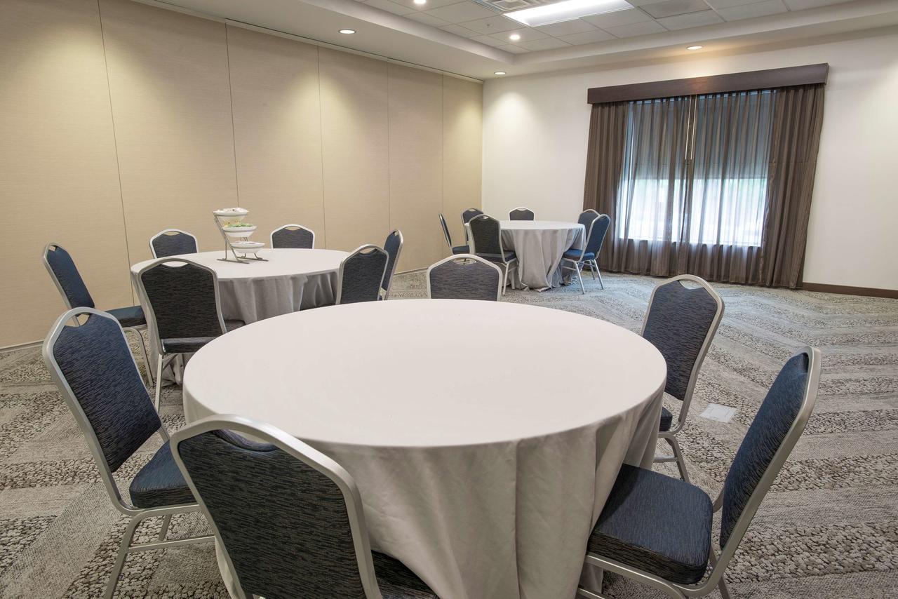 Hyatt Place Cincinnati/Sharonville Convention Center - thumb 22