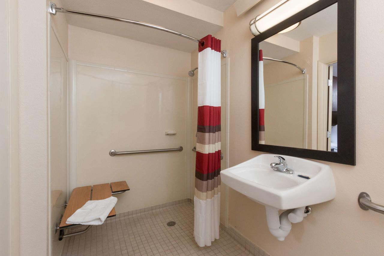 Red Roof Inn PLUS+ Columbus-Ohio State University OSU - thumb 13