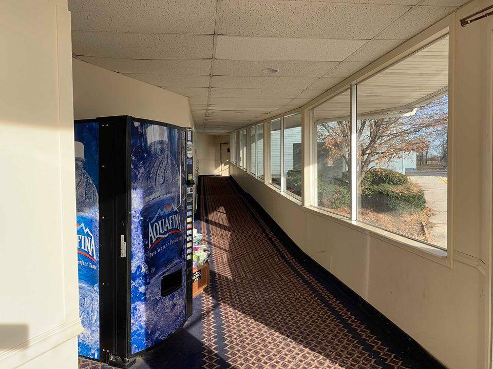 Home-Towne Suites - thumb 18