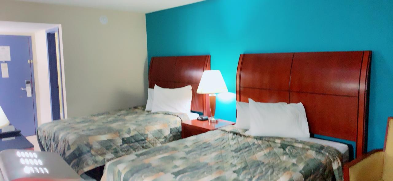 Home-Towne Suites - thumb 10