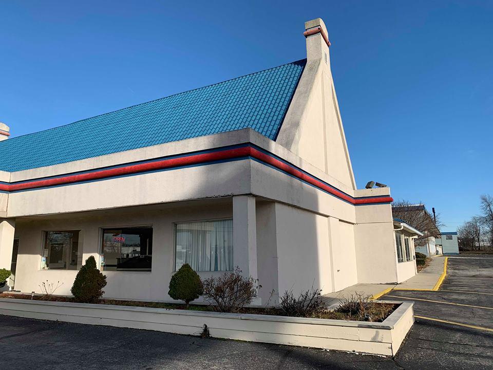 Home-Towne Suites - thumb 20