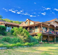 Blue Eyed Coyote BnB - Accommodation Massachusetts