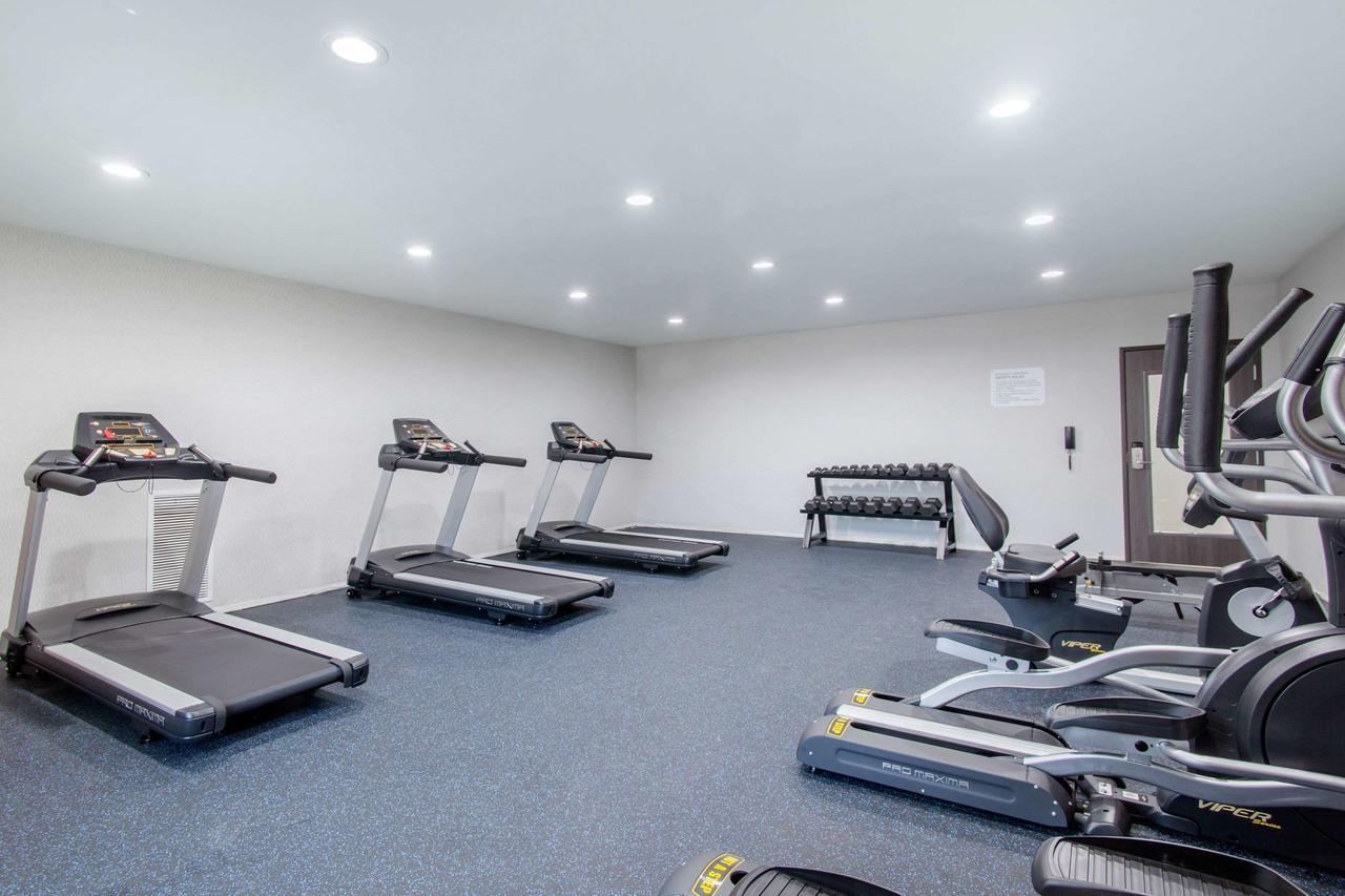 Comfort Inn & Suites Tulsa Catoosa - thumb 29