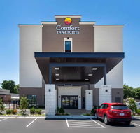 Comfort Inn  Suites Tulsa Catoosa - Accommodation Massachusetts