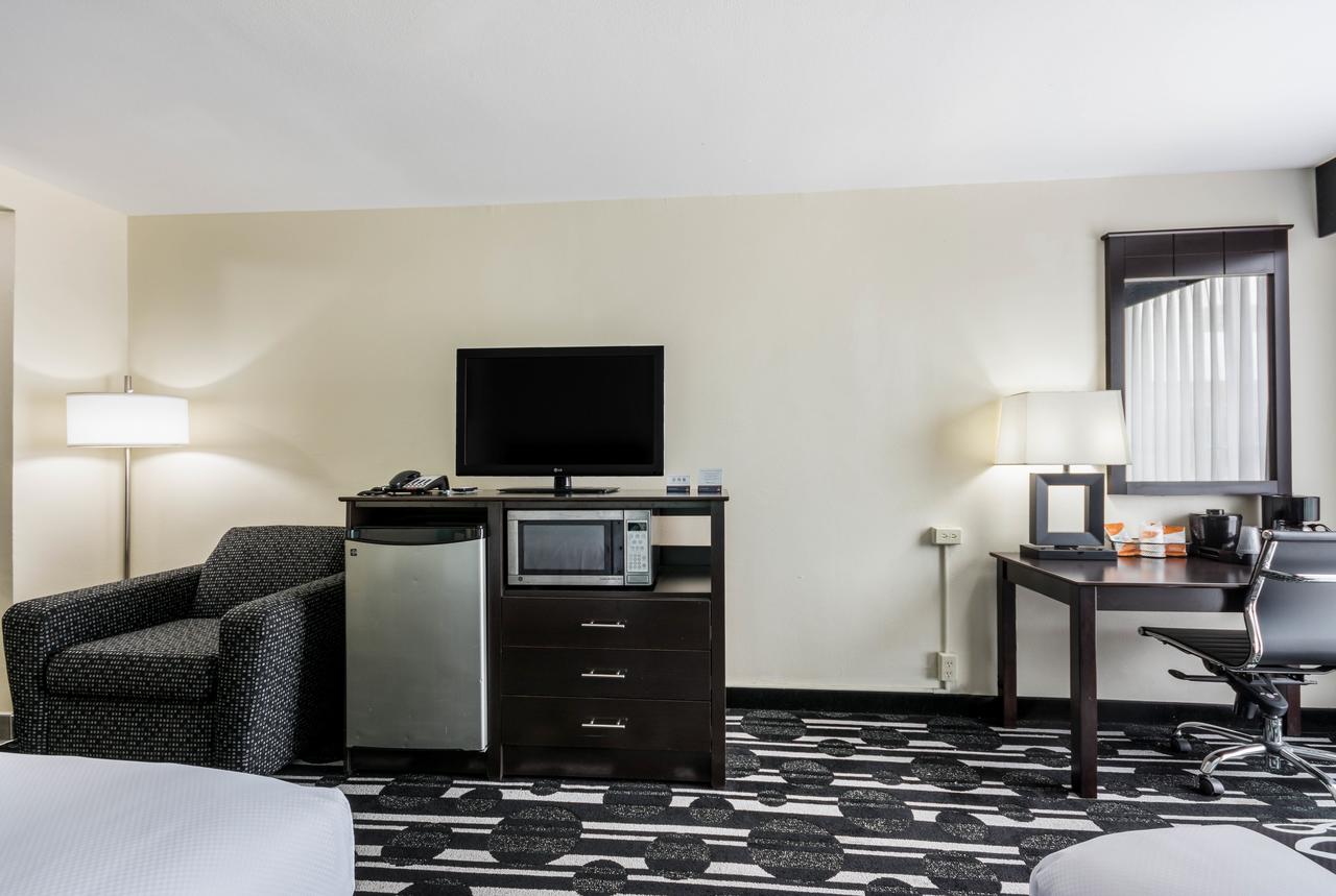 Clarion Inn & Suites Convention Center Near Bricktown - thumb 13
