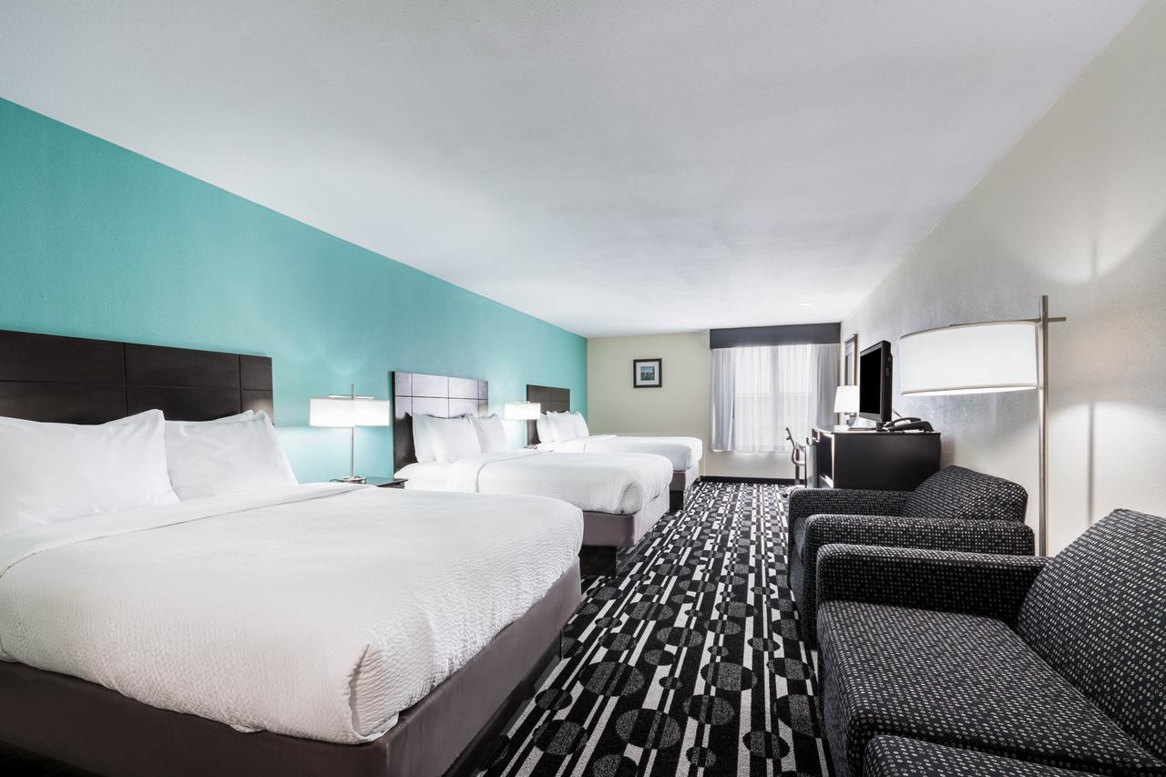 Clarion Inn & Suites Convention Center Near Bricktown - thumb 1