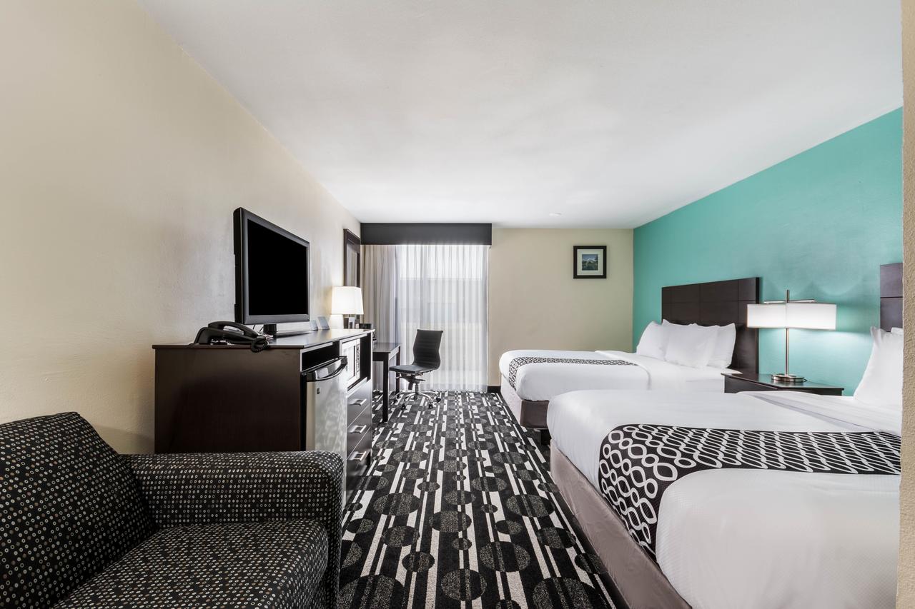 Clarion Inn & Suites Convention Center Near Bricktown - thumb 22