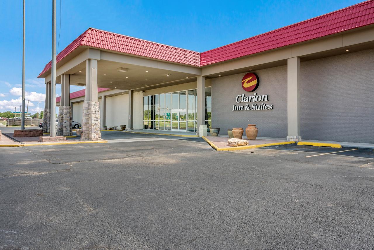 Clarion Inn & Suites Convention Center Near Bricktown - thumb 16