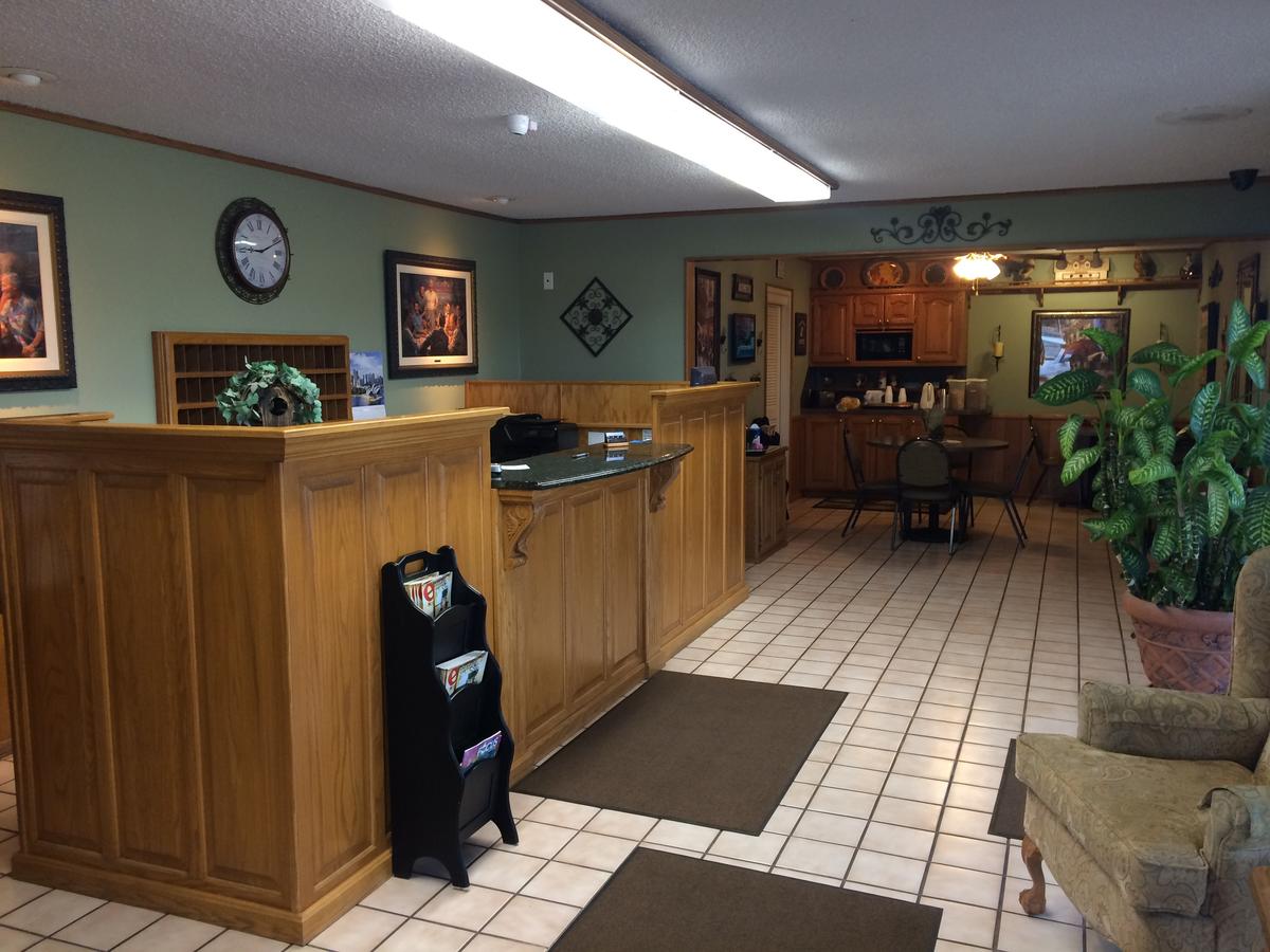 Interstate Inn - thumb 4